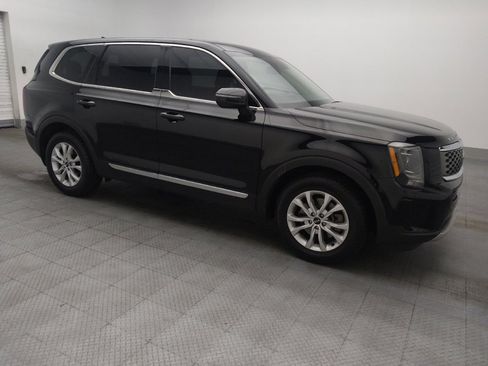 Used 2021 Kia Telluride LX FWD image 11