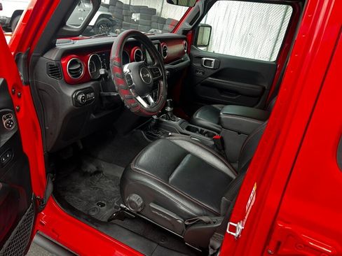 Used 2020 Jeep Gladiator Rubicon AWD/4WD image 19