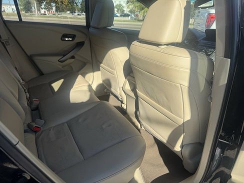 Used 2015 Acura RDX AWD w/ Technology Package image 13