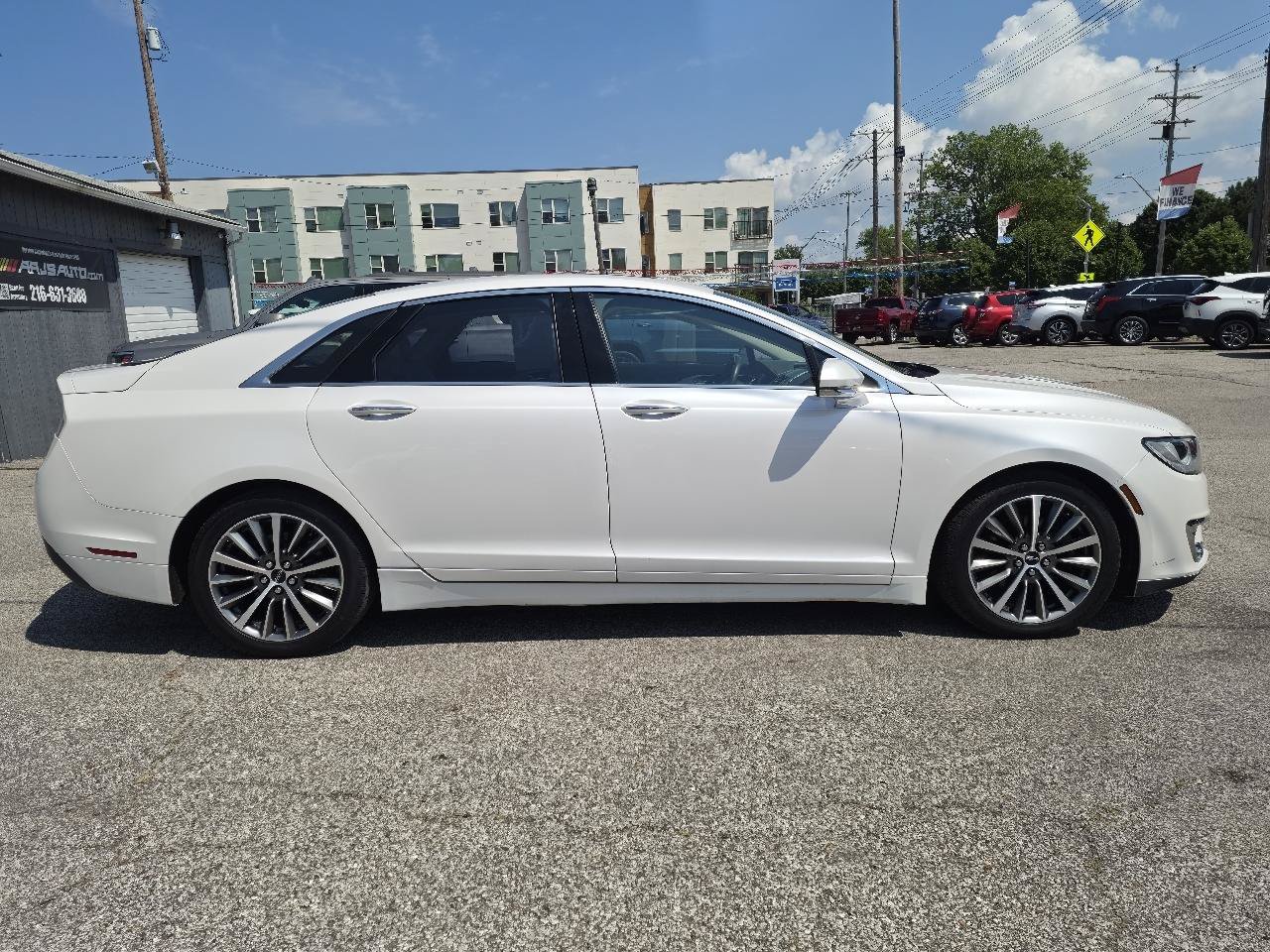 Used 2018 Lincoln MKZ Select w/ Select Plus Package AWD/4WD image 4