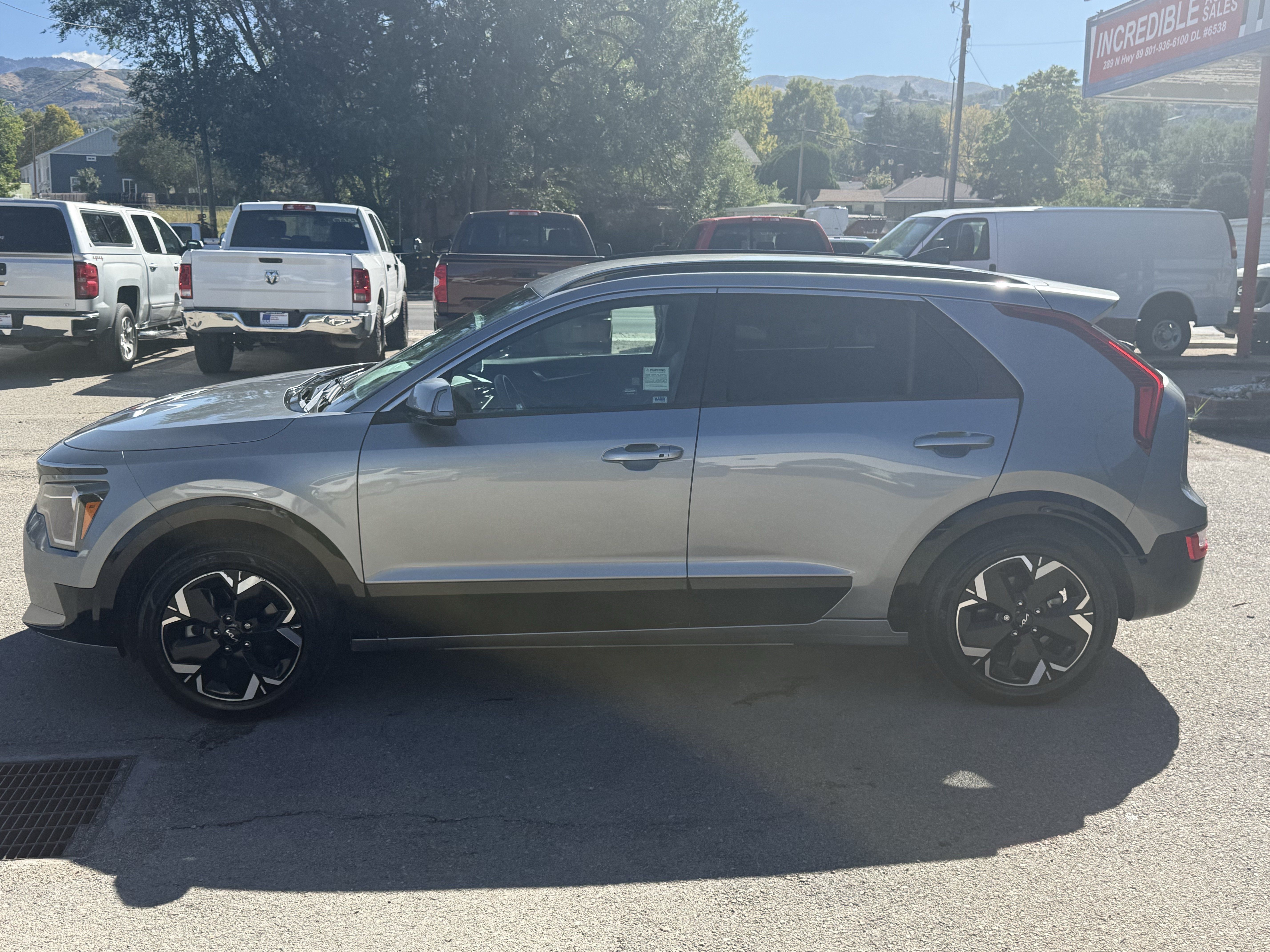 Used 2023 Kia Niro Wind FWD image 7