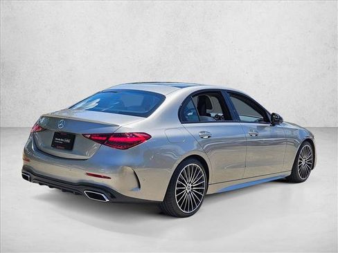 Used 2022 Mercedes-Benz C 300 Sedan image 5