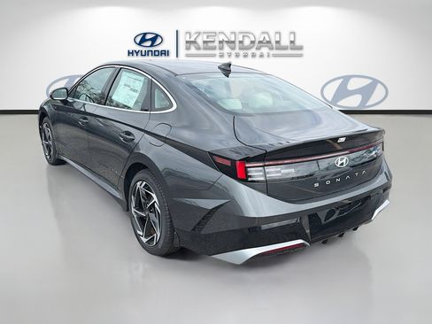 New 2026 Hyundai Sonata SEL FWD image 4