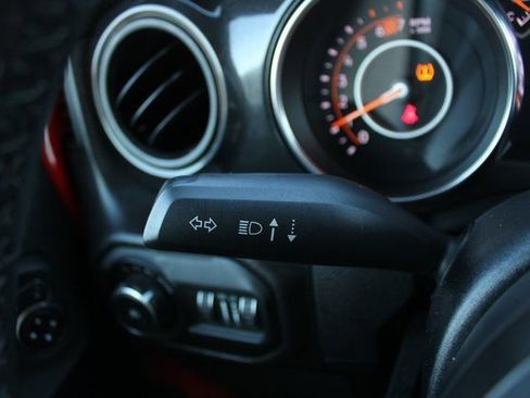 Used 2022 Jeep Wrangler Unlimited Sport image 15