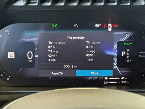 New 2026 Volvo XC90 T8 Plus w/ Protection Package Premier image 28