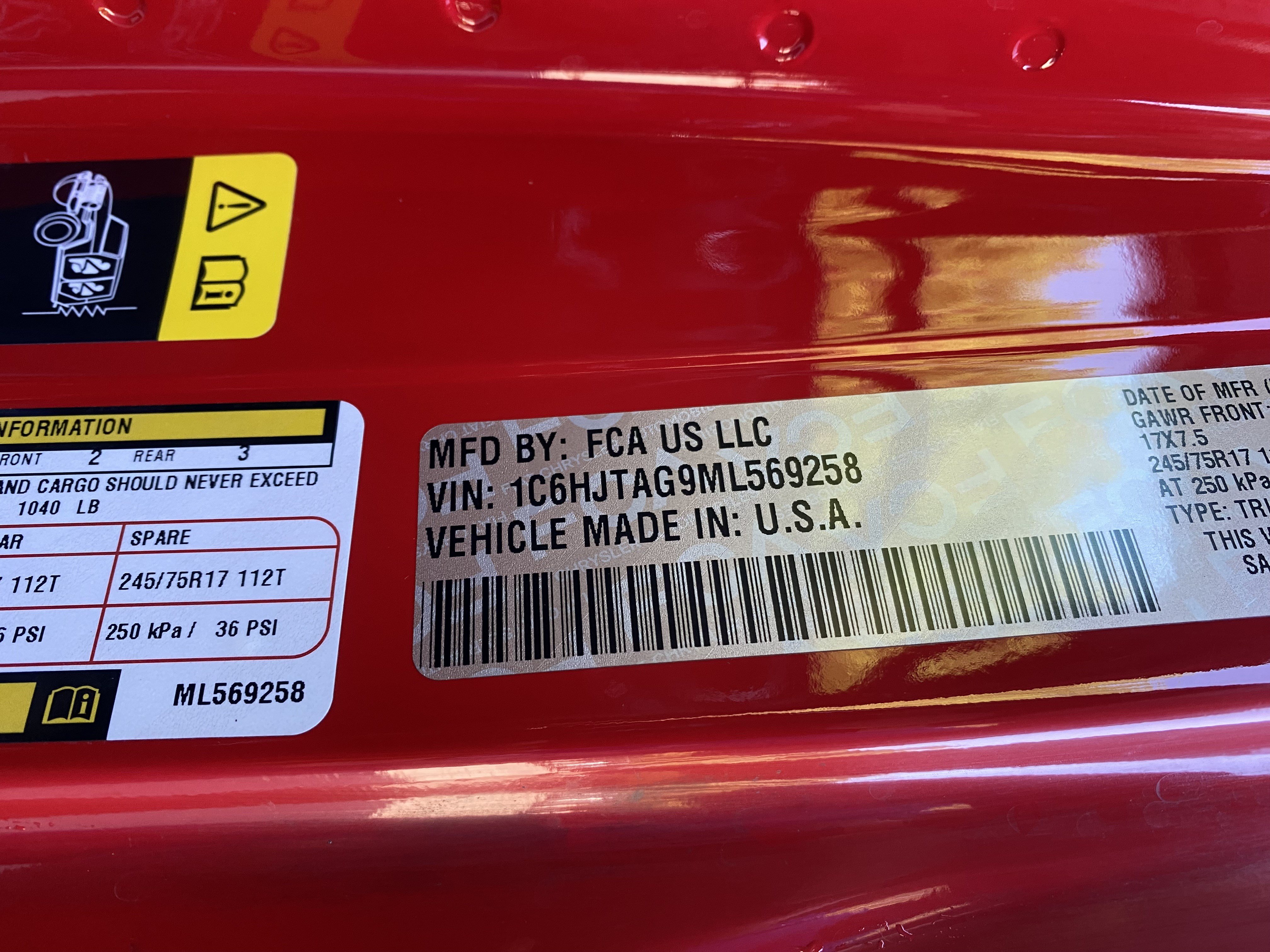 Used 2021 Jeep Gladiator Sport AWD/4WD image 38