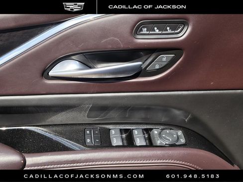 Used 2024 Cadillac Escalade ESV Sport Platinum w/ LPO, ONYX Package AWD/4WD image 17