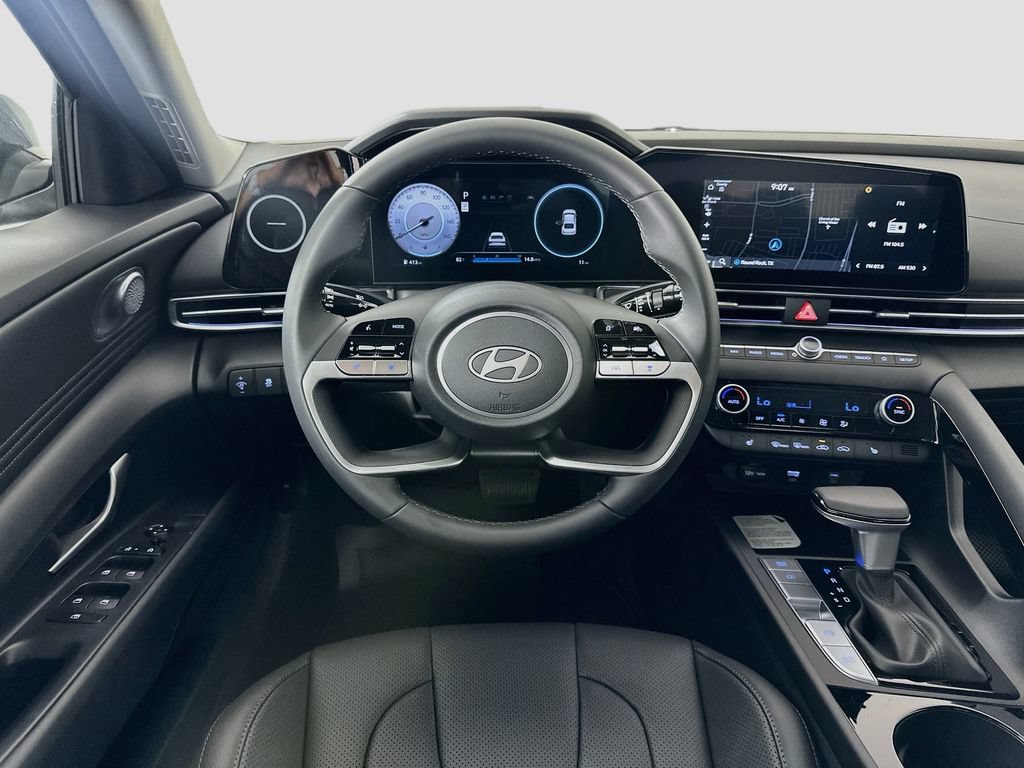 New 2026 Hyundai Elantra Limited FWD image 18