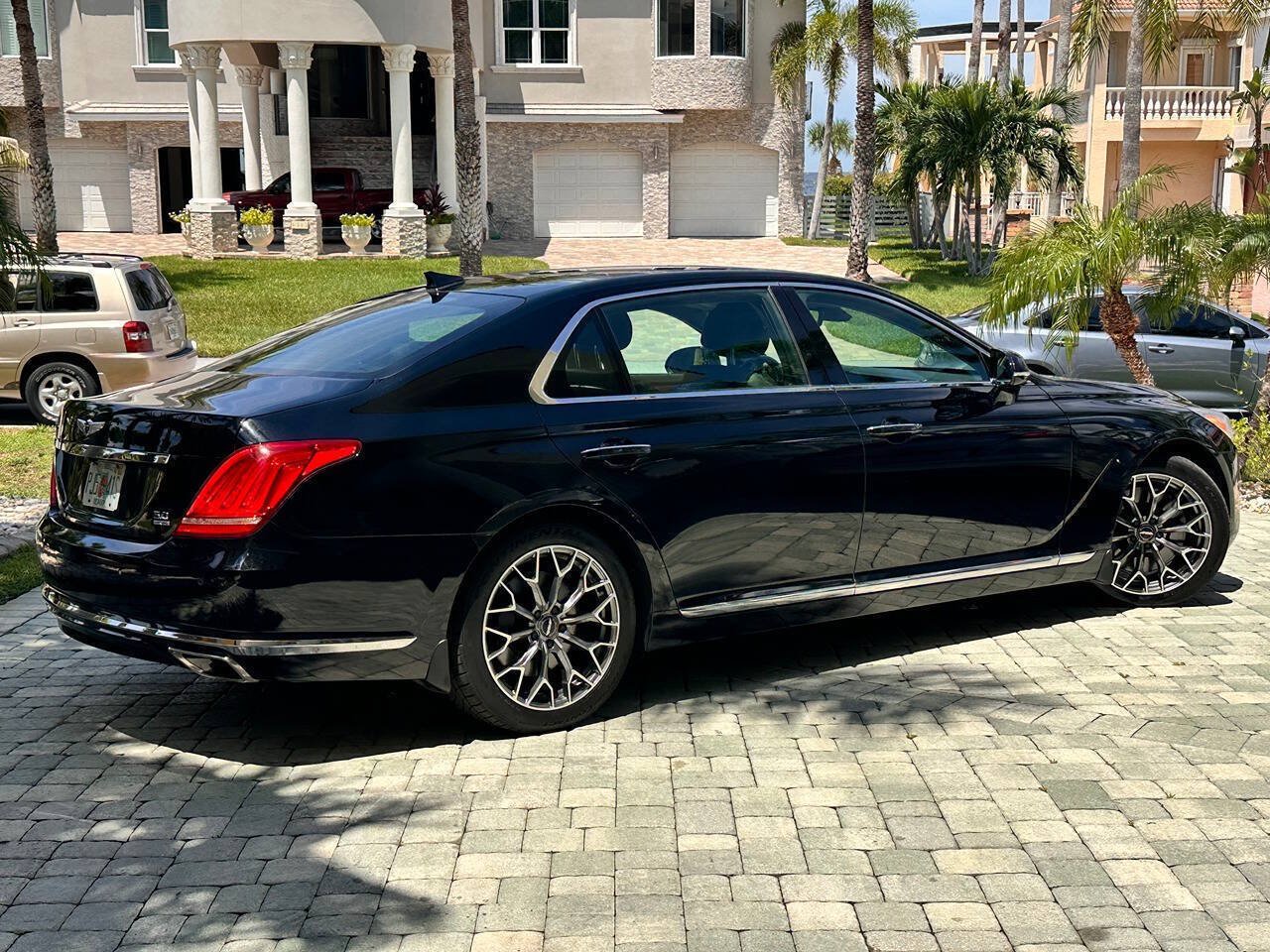 Used 2017 Genesis G90 5.0 Ultimate AWD/4WD image 8