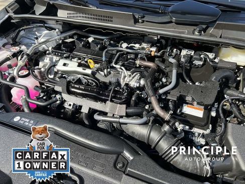 Used 2025 Toyota Prius XLE image 31