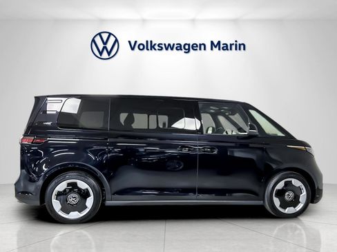 New 2025 Volkswagen ID. Buzz Pro S image 6