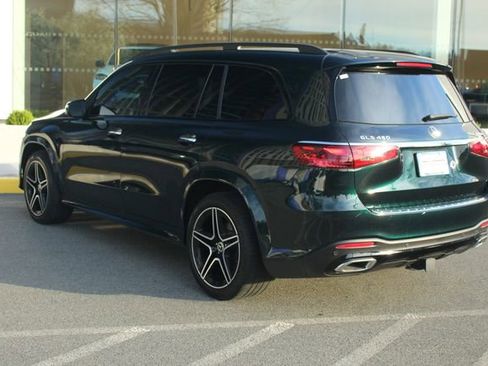 Used 2024 Mercedes-Benz GLS 450 4MATIC image 11