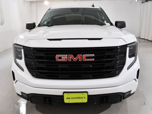 Used 2023 GMC Sierra 1500 Elevation AWD/4WD image 3