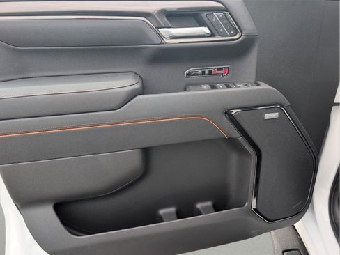 New 2026 GMC Sierra 1500 AT4 w/ AT4 Premium Package image 32