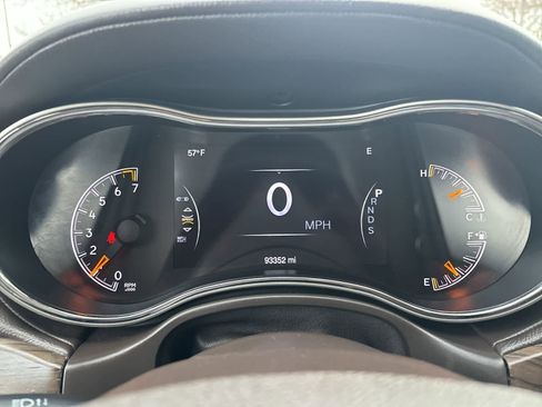 Used 2014 Jeep Grand Cherokee Overland image 13