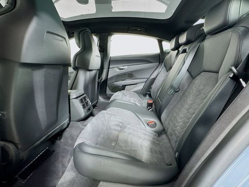 Used 2022 Audi e-tron GT Prestige w/ Prestige Package AWD/4WD image 13