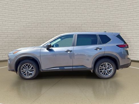 Used 2024 Nissan Rogue S FWD image 8