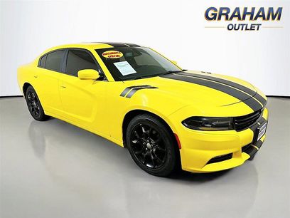 Used 2017 Dodge Charger SXT w/ Blacktop Package