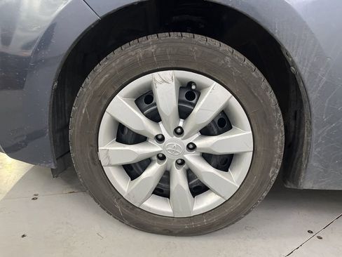 Used 2016 Toyota Corolla LE image 9