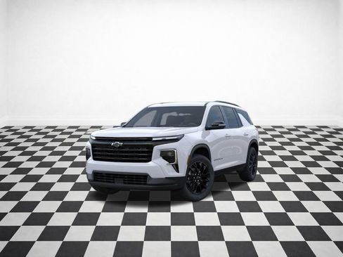 New 2026 Chevrolet Traverse LT image 8