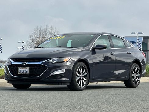 Used 2025 Chevrolet Malibu RS image 8