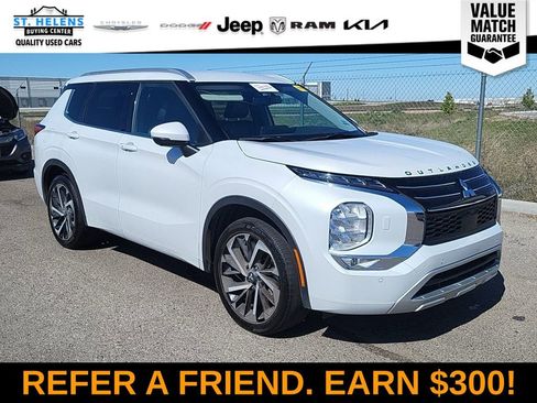 Used 2024 Mitsubishi Outlander SEL image 4