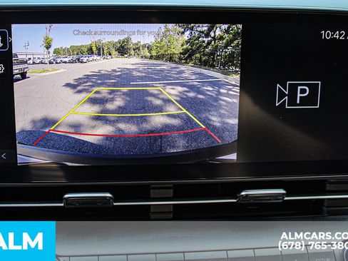 Used 2025 Hyundai Kona SEL FWD image 29