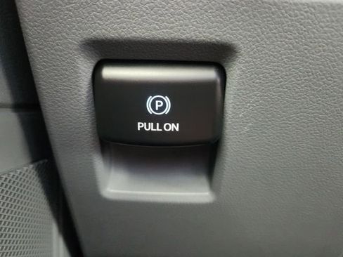 Used 2022 Ford F150 XLT w/ Equipment Group 302A High image 32