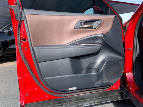 Used 2024 Toyota Crown Limited image 22