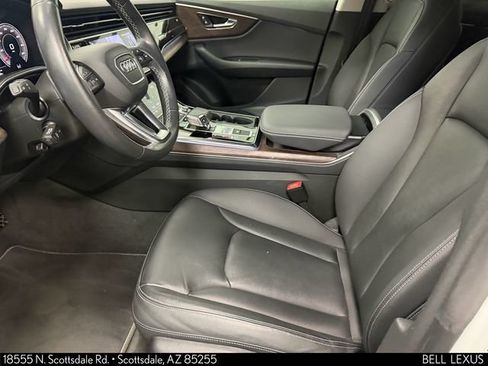 Used 2023 Audi Q8 Premium AWD/4WD image 21