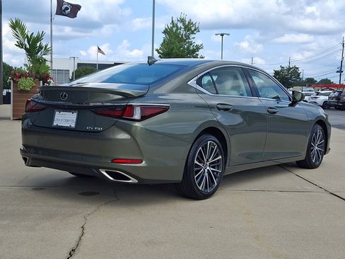 Certified 2025 Lexus ES 350 w/ Premium Package FWD image 7