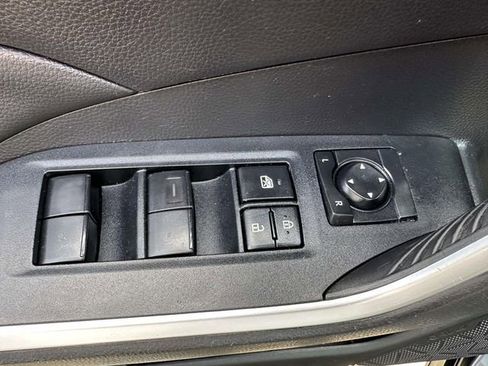 Used 2023 Toyota RAV4 LE AWD/4WD image 22