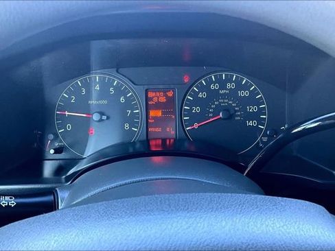 Used 2021 Nissan NV 3500 SL image 13