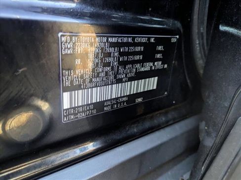 Used 2025 Toyota RAV4 XLE Premium image 23