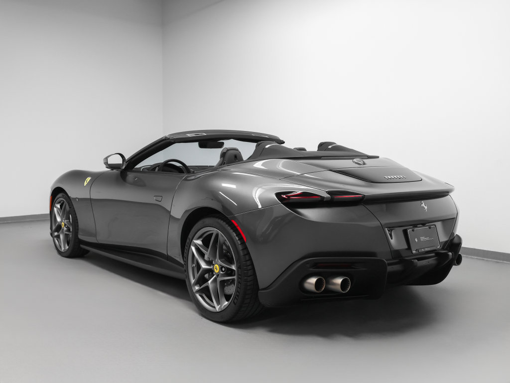 Used 2024 Ferrari Roma Spider RWD image 70