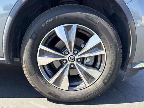 Used 2019 Nissan Murano FWD image 9