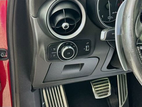 Used 2018 Alfa Romeo Stelvio Quadrifoglio w/ Driver Assist Dynamic Package image 12