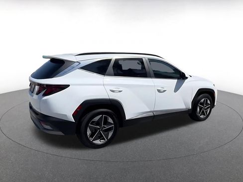 Used 2025 Hyundai Tucson SEL FWD image 15