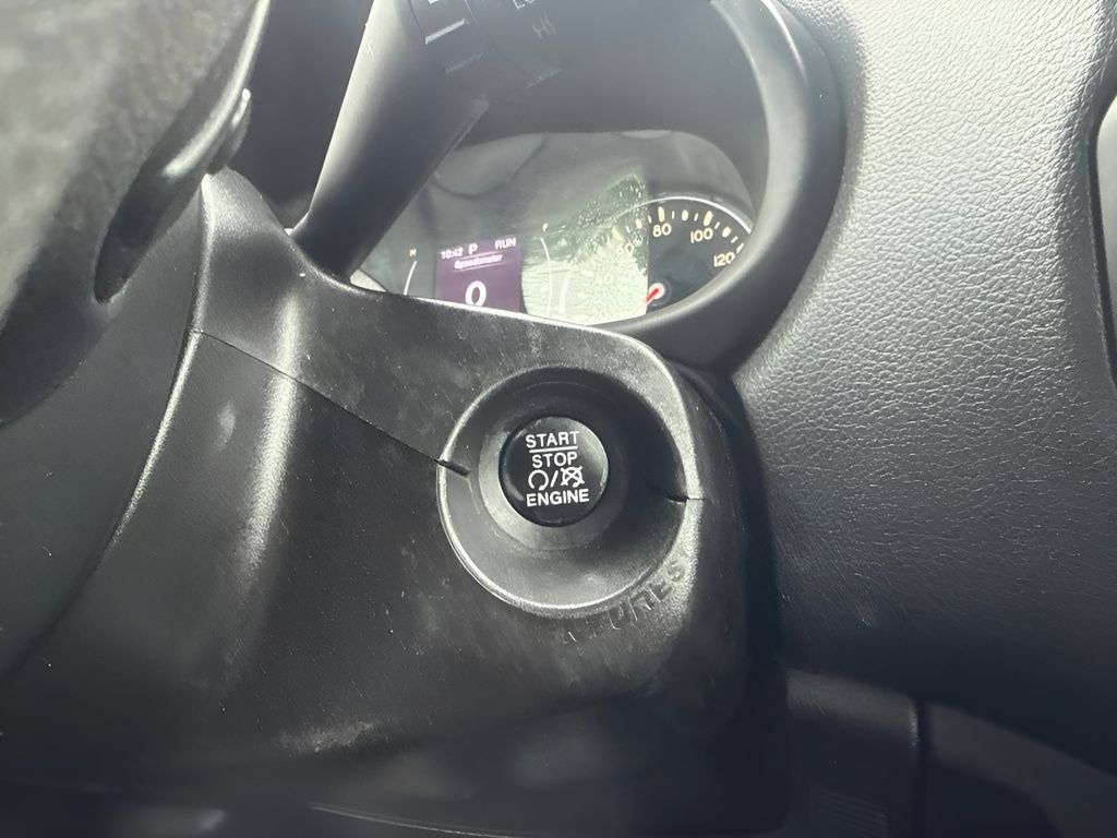 Used 2021 Jeep Renegade Sport FWD image 12