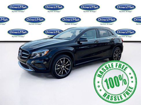Used 2017 Mercedes-Benz GLA 250 w/ Premium Package image 3
