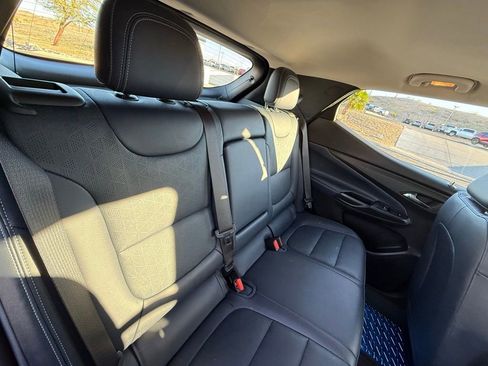 Used 2022 Chevrolet Bolt EUV Premier w/ Sun & Sound Package image 18