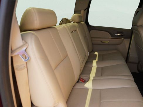 Used 2013 Chevrolet Silverado 1500 LTZ w/ LTZ Plus Package RWD image 16