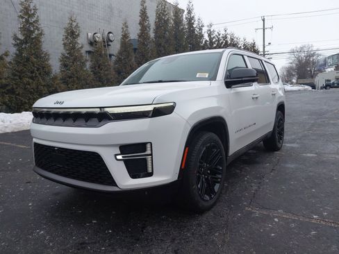 New 2026 Jeep Grand Wagoneer Limited image 37