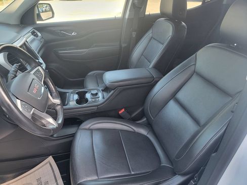Used 2021 GMC Acadia SLT FWD image 18
