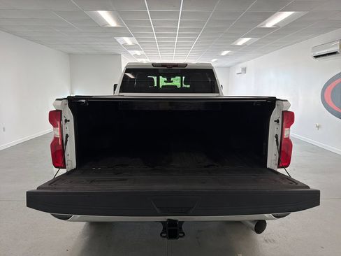 Used 2020 Chevrolet Silverado 2500 LTZ w/ LTZ Plus Package AWD/4WD image 8
