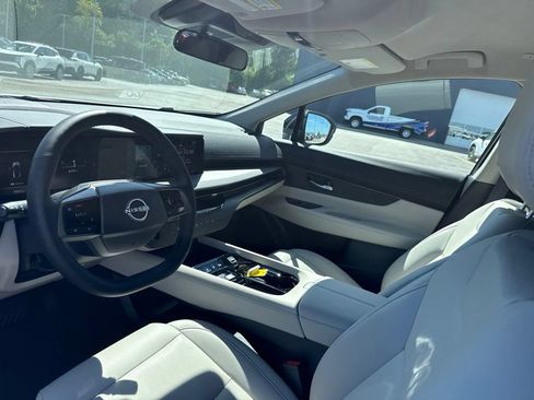 Certified 2025 Nissan Murano SV AWD/4WD image 20
