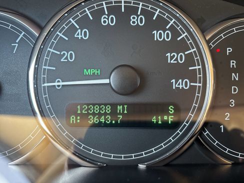 Used 2006 Buick LaCrosse CXL w/ Driver Confidence Package image 30