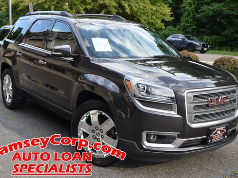 Used 2017 GMC Acadia Limited SLT AWD/4WD image 2