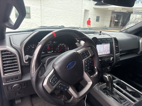 Used 2018 Ford F150 Raptor w/ Equipment Group 802A Luxury image 9
