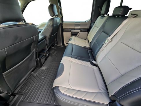 Used 2017 Ford F150 XLT w/ Equipment Group 302A Luxury RWD image 10